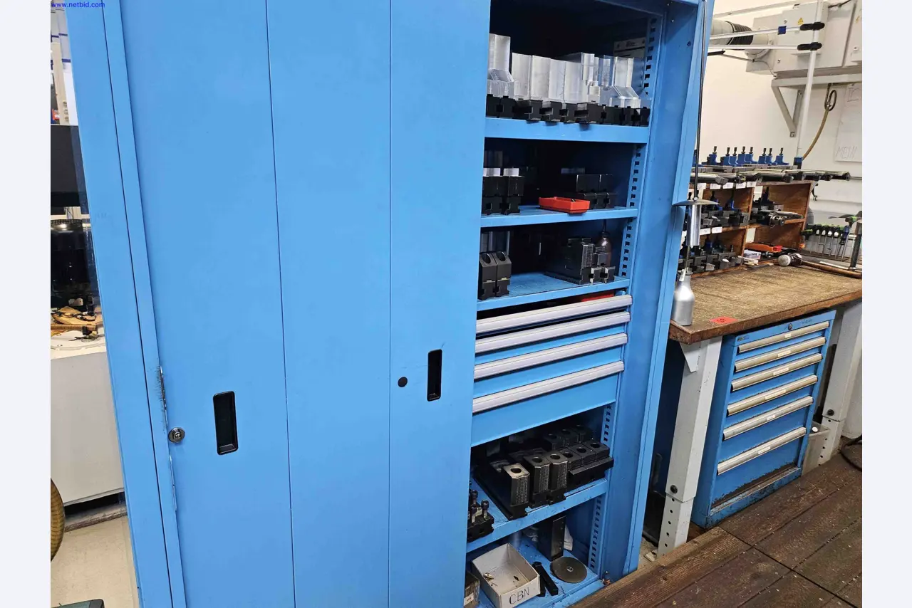 Machines for the production of precise metal components using CNC turning and CNC milling-14