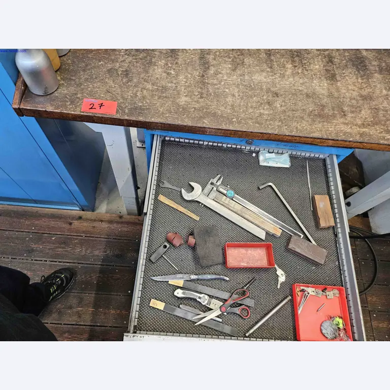 Machines for the production of precise metal components using CNC turning and CNC milling-7