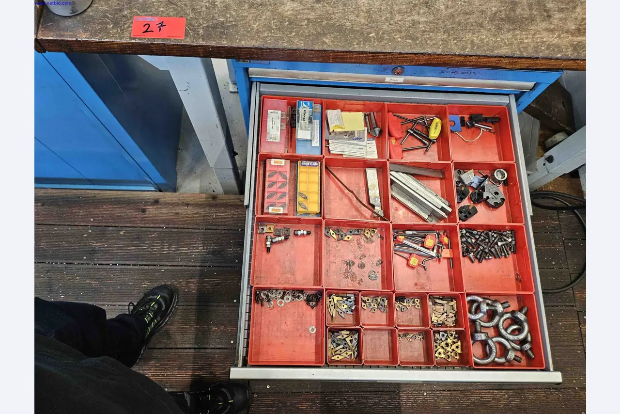 Machines for the production of precise metal components using CNC turning and CNC milling-8