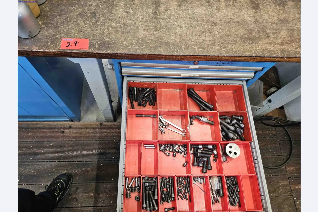 Machines for the production of precise metal components using CNC turning and CNC milling-9