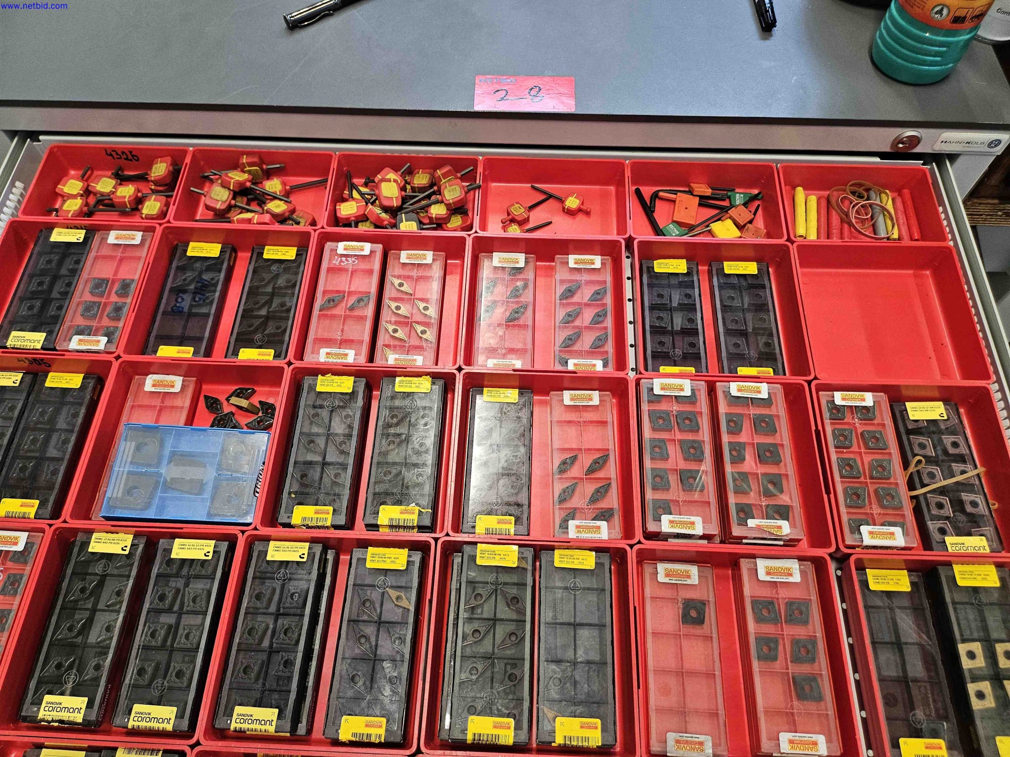 Machines for the production of precise metal components using CNC turning and CNC milling-2