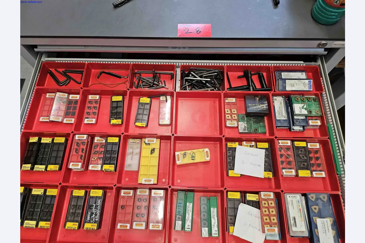 Machines for the production of precise metal components using CNC turning and CNC milling-3