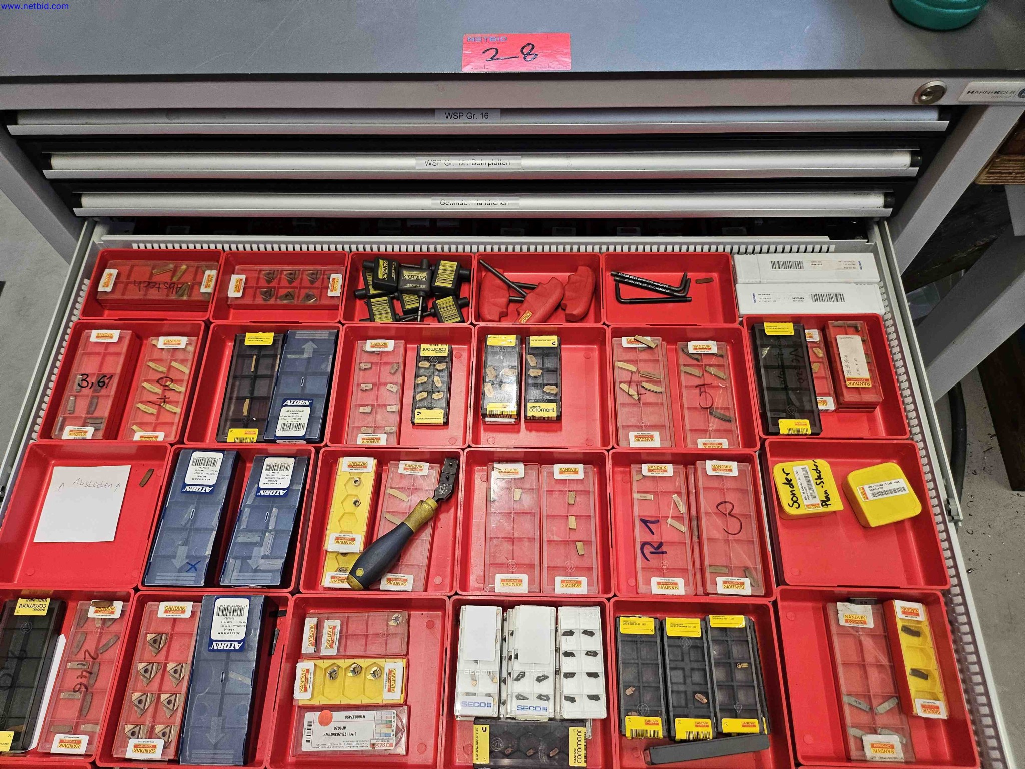 Machines for the production of precise metal components using CNC turning and CNC milling-5