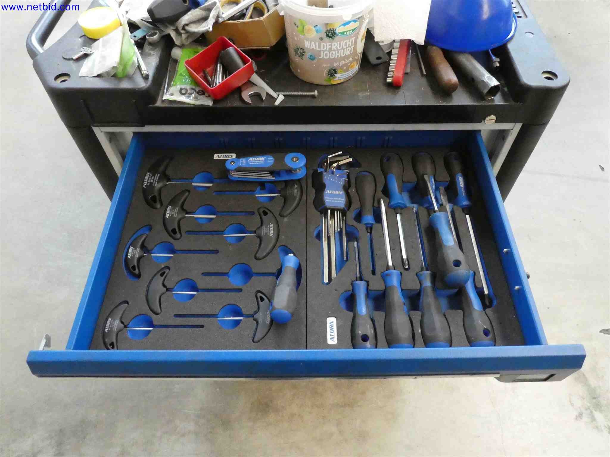 Machines for the production of precise metal components using CNC turning and CNC milling-2