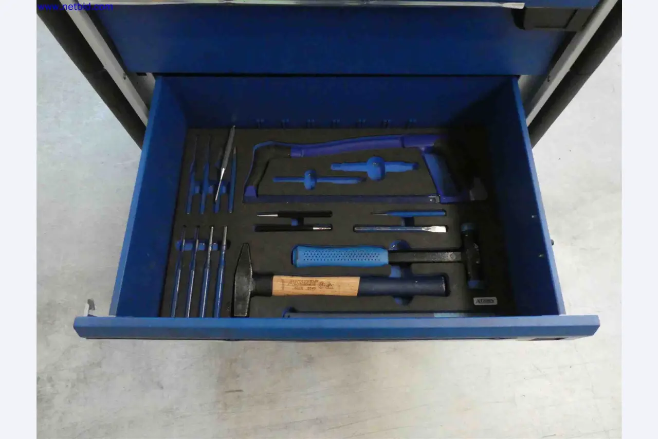 Machines for the production of precise metal components using CNC turning and CNC milling-6