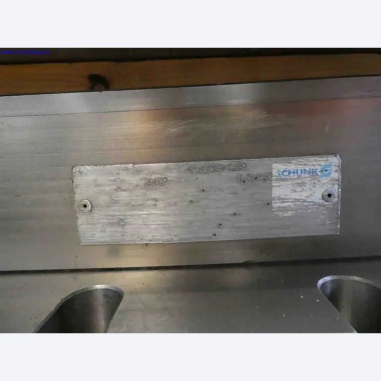 Machines for the production of precise metal components using CNC turning and CNC milling-3