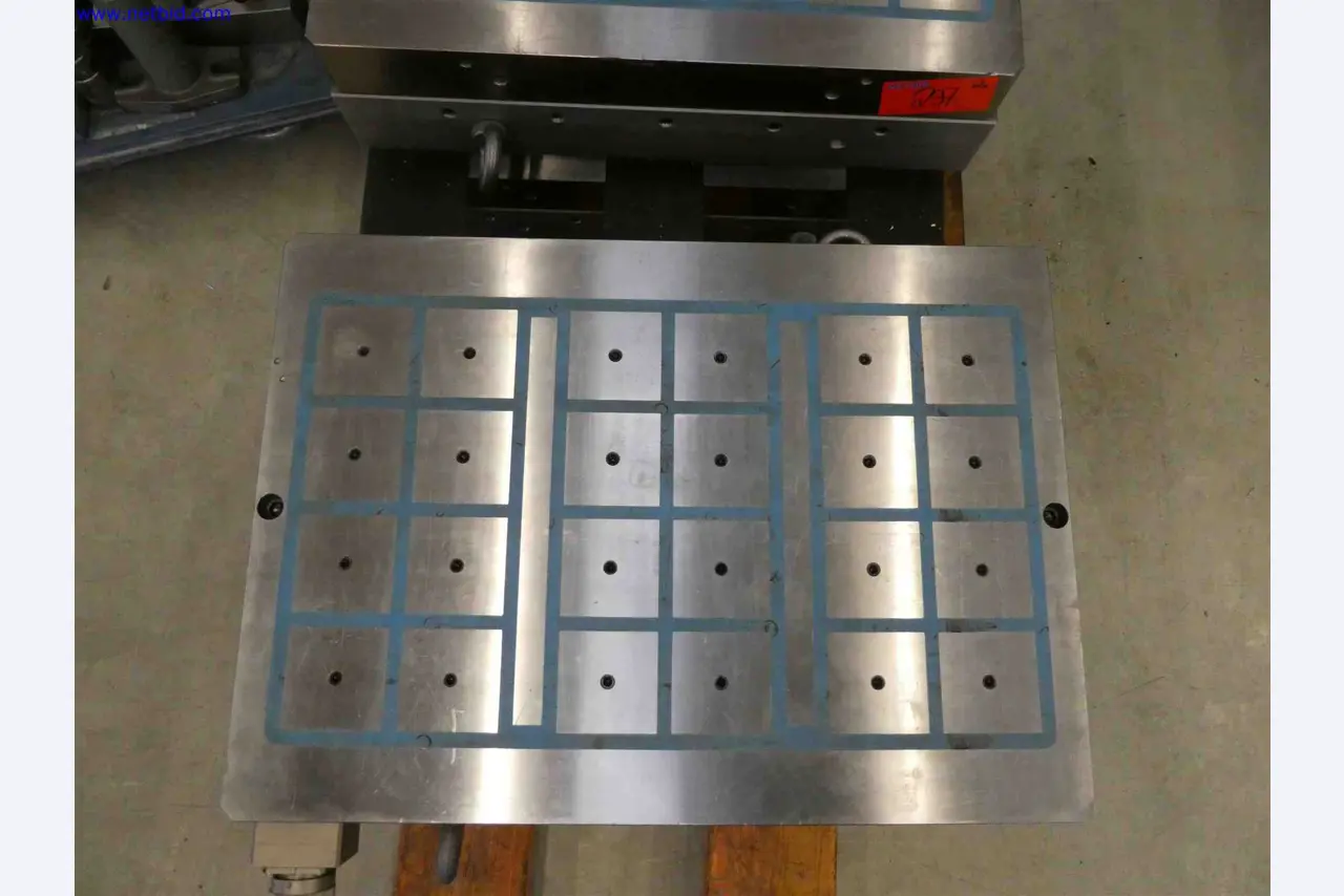 Machines for the production of precise metal components using CNC turning and CNC milling-2