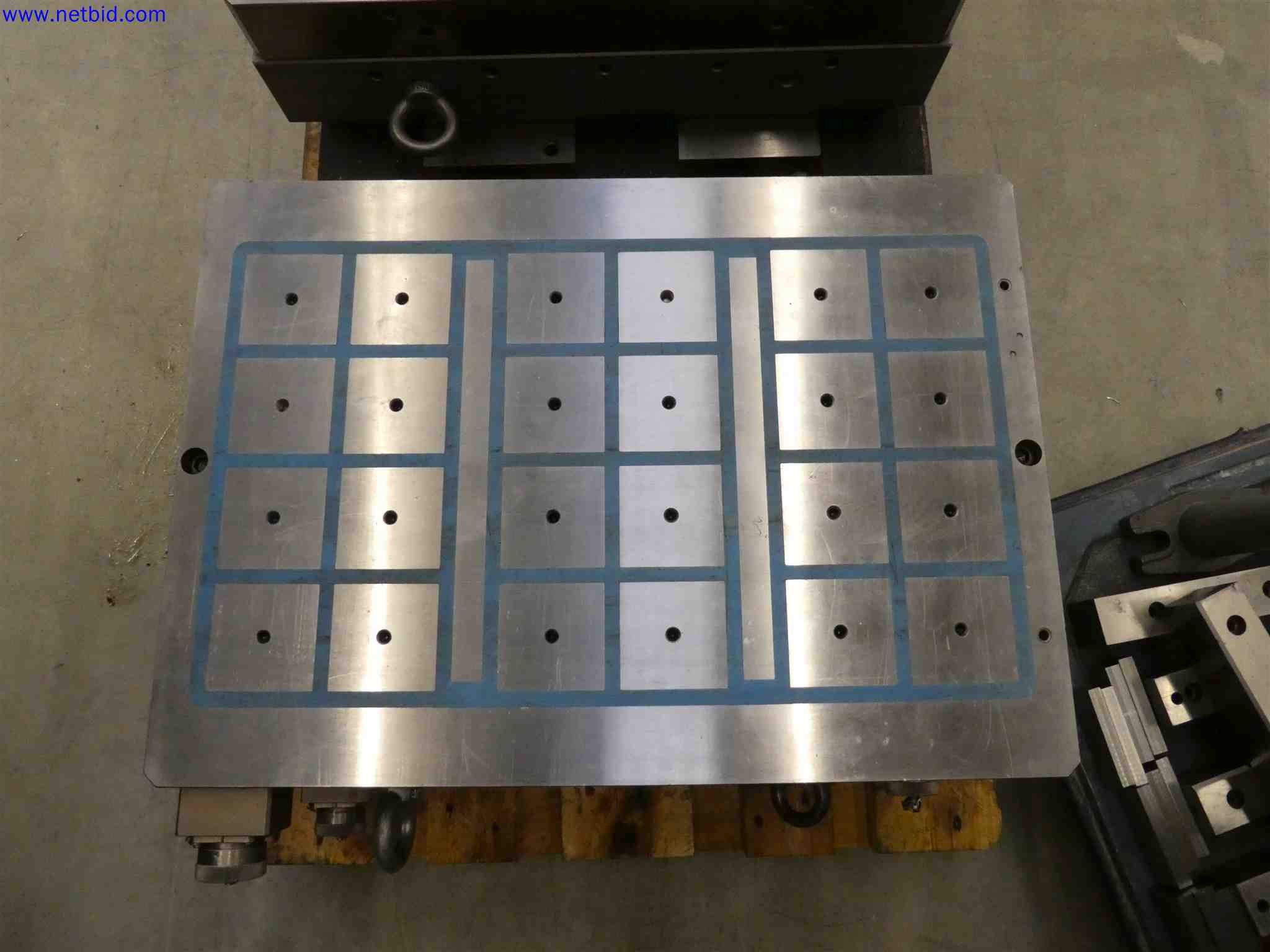 Machines for the production of precise metal components using CNC turning and CNC milling-2