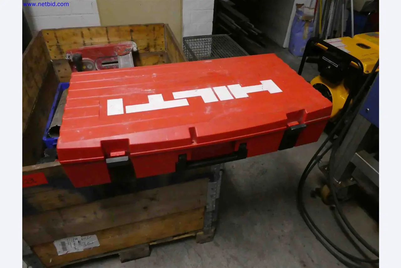 Machines for the production of precise metal components using CNC turning and CNC milling-1