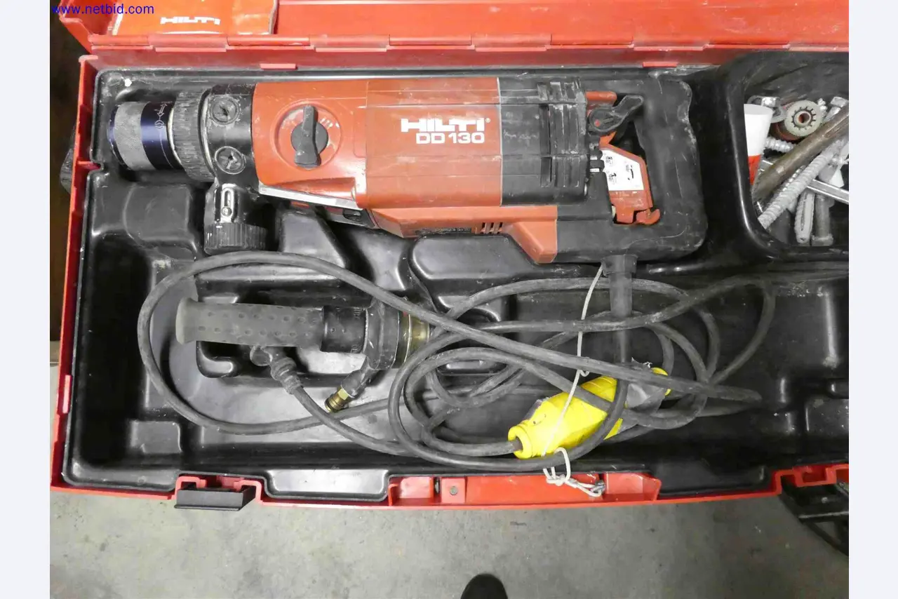 Machines for the production of precise metal components using CNC turning and CNC milling-3