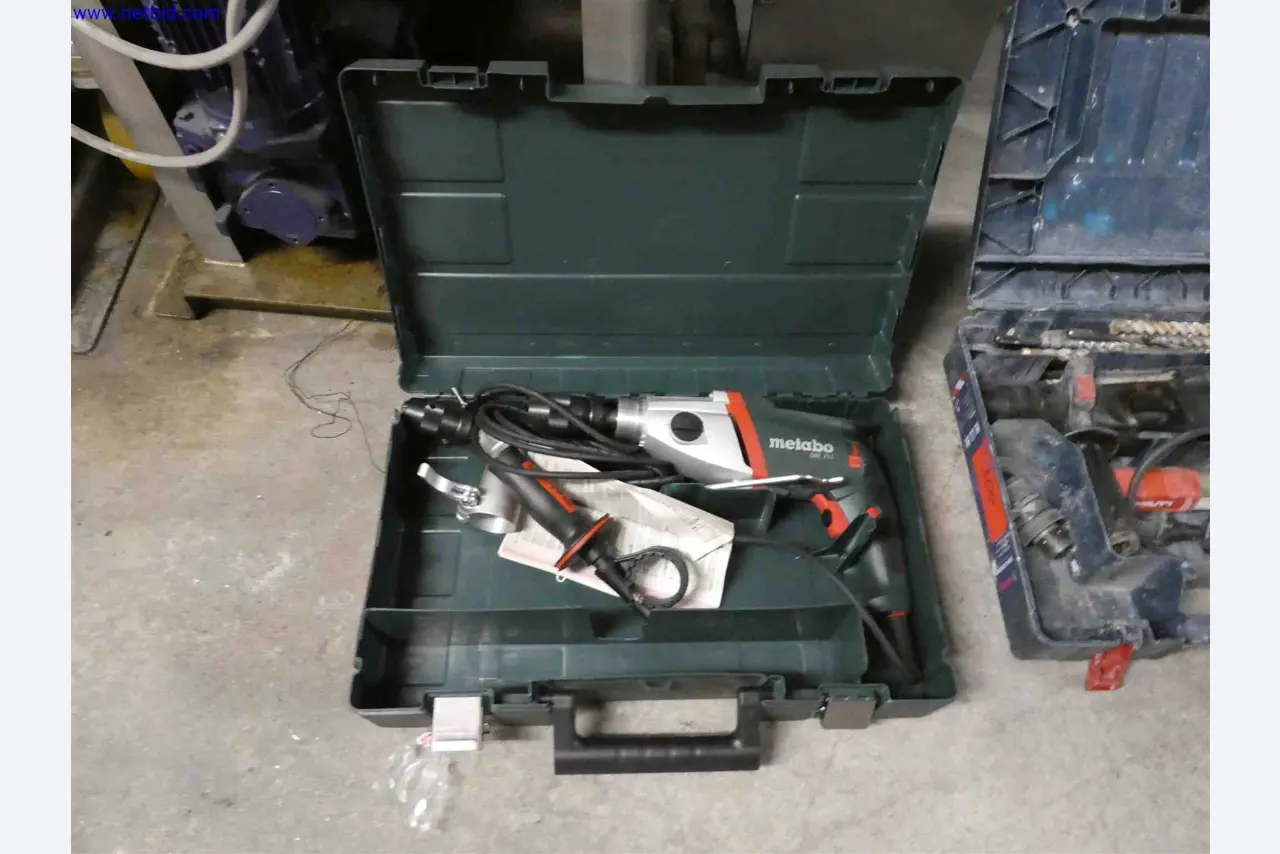 Machines for the production of precise metal components using CNC turning and CNC milling-6