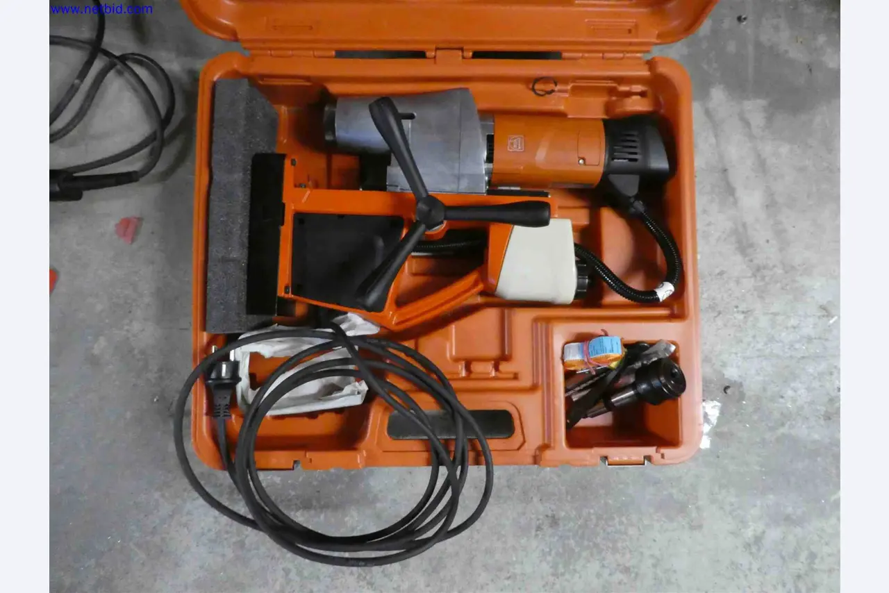 Machines for the production of precise metal components using CNC turning and CNC milling-2