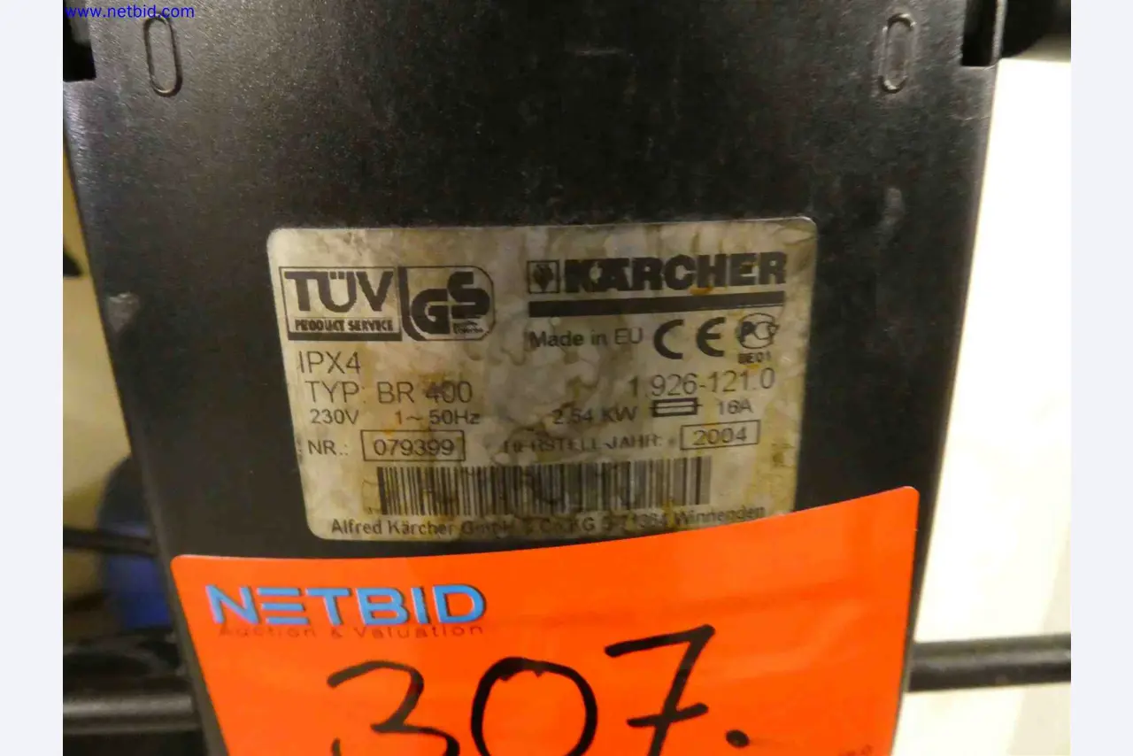 Máquinas para a produção de componentes metálicos de precisão por torneamento e fresagem CNC-4