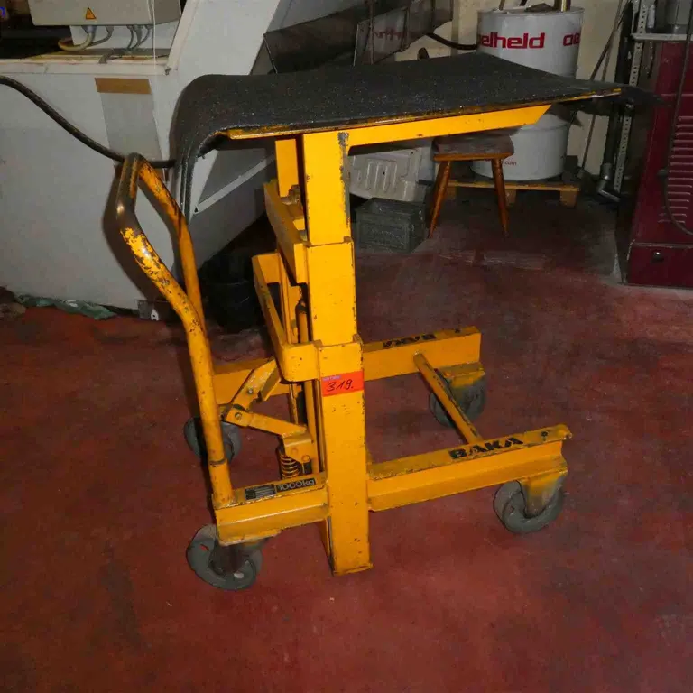 hydr. lift table Baka