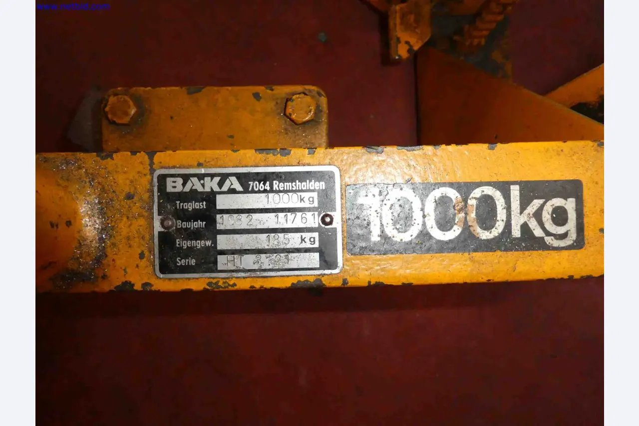 Machines for the production of precise metal components using CNC turning and CNC milling-3