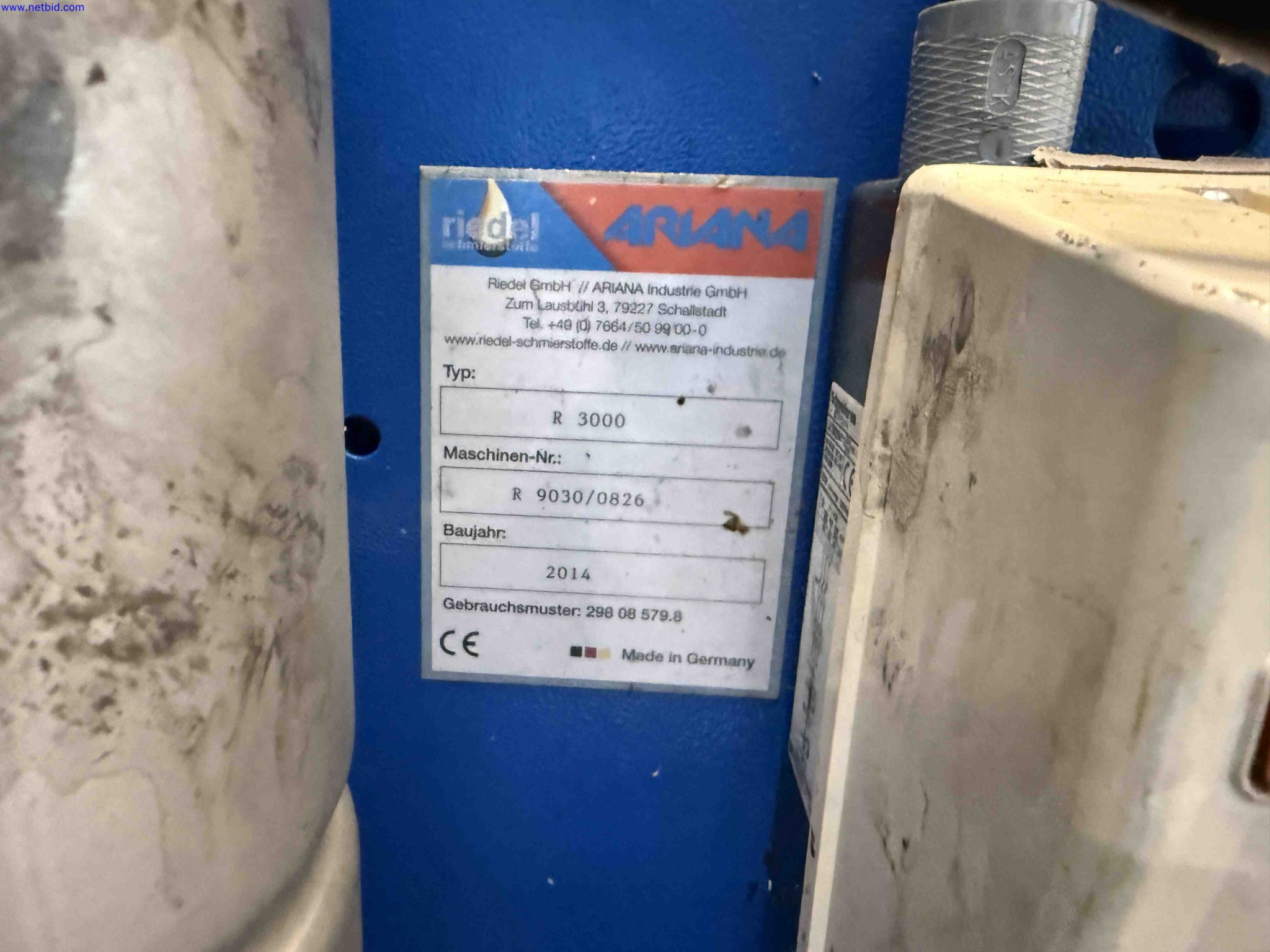 Machines for the production of precise metal components using CNC turning and CNC milling-4