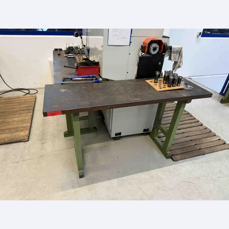 Machines for the production of precise metal components using CNC turning and CNC milling-10