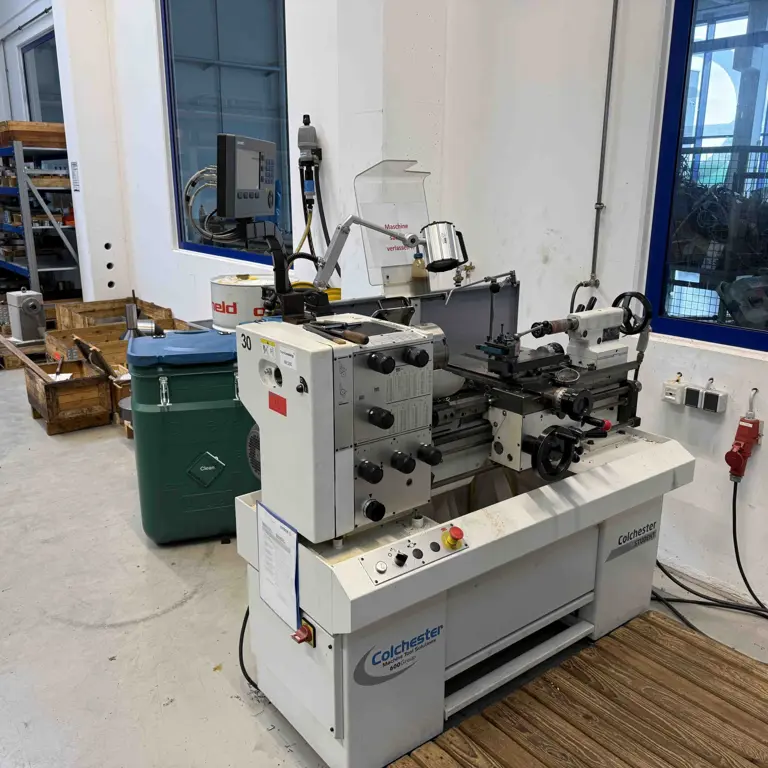 L+Z-Drehmaschine Colchester Student