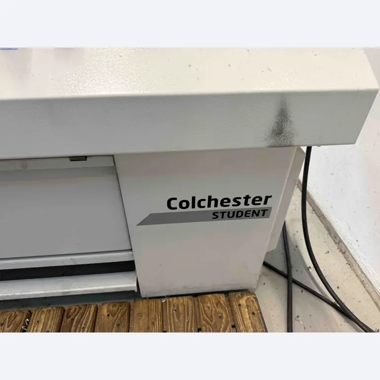 Machines for the production of precise metal components using CNC turning and CNC milling-3