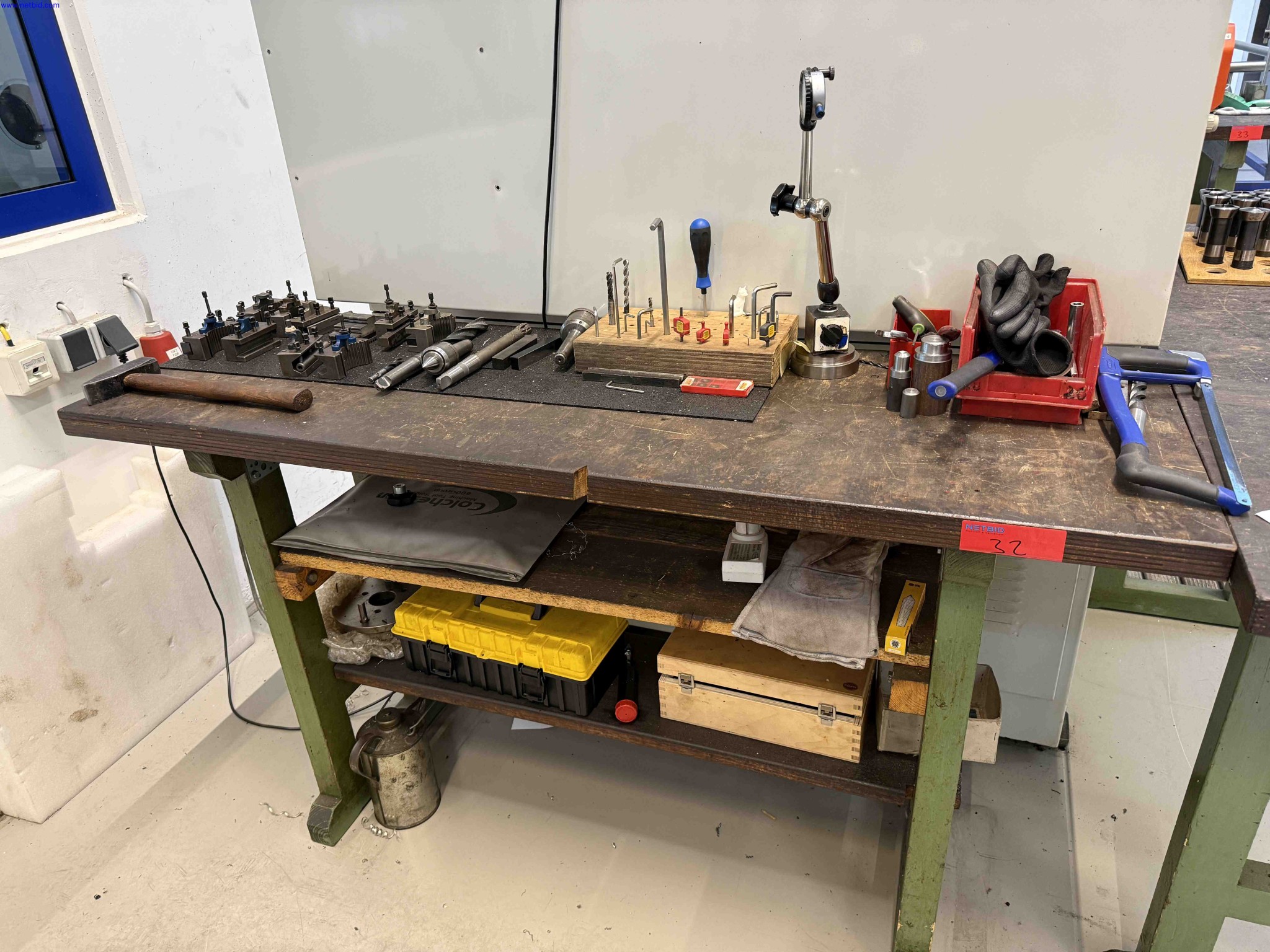 Machines for the production of precise metal components using CNC turning and CNC milling-9