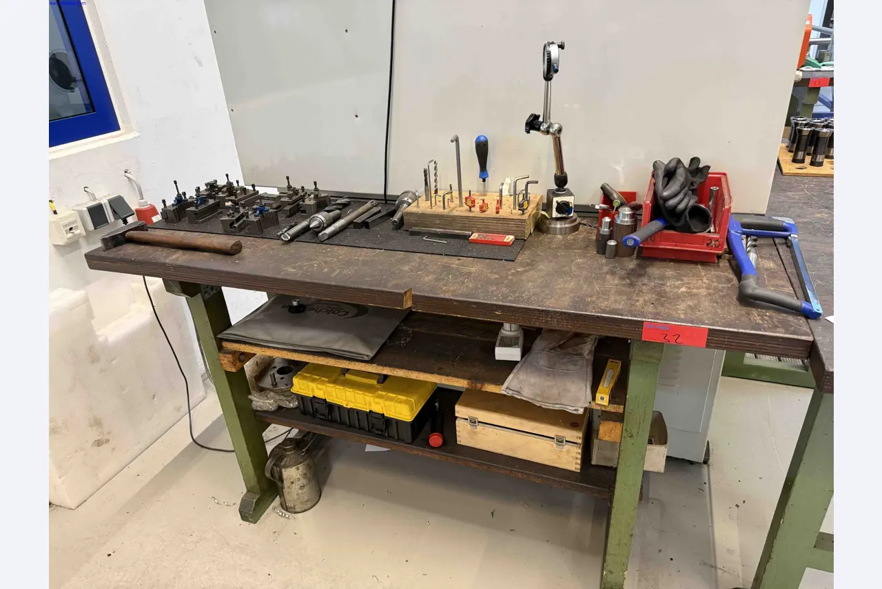 Machines for the production of precise metal components using CNC turning and CNC milling-9