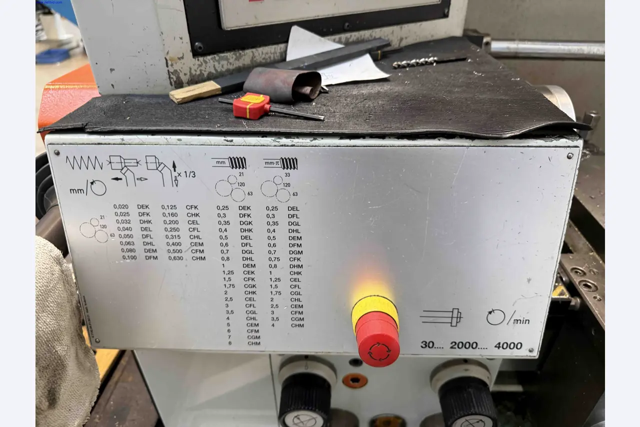 Machines for the production of precise metal components using CNC turning and CNC milling-3
