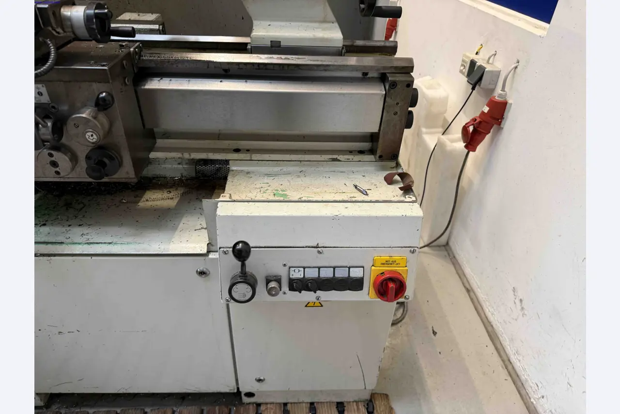 Machines for the production of precise metal components using CNC turning and CNC milling-6