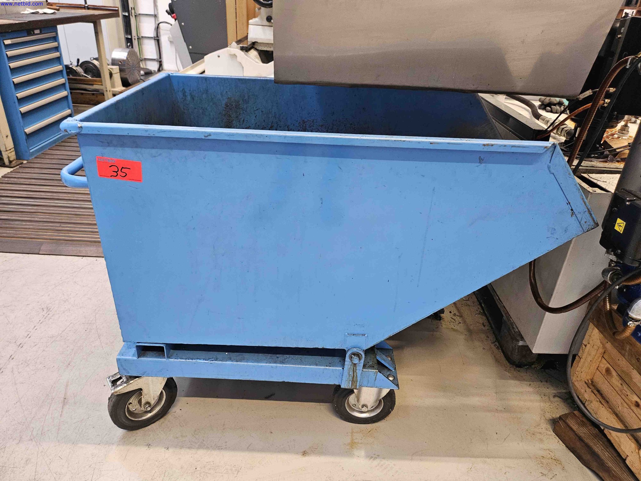 Machines for the production of precise metal components using CNC turning and CNC milling-1