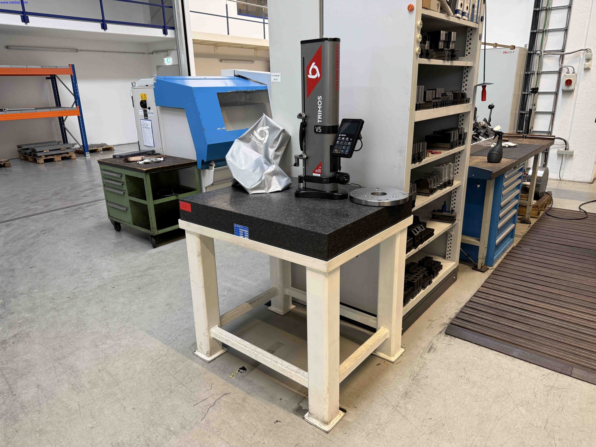 Machines for the production of precise metal components using CNC turning and CNC milling-1