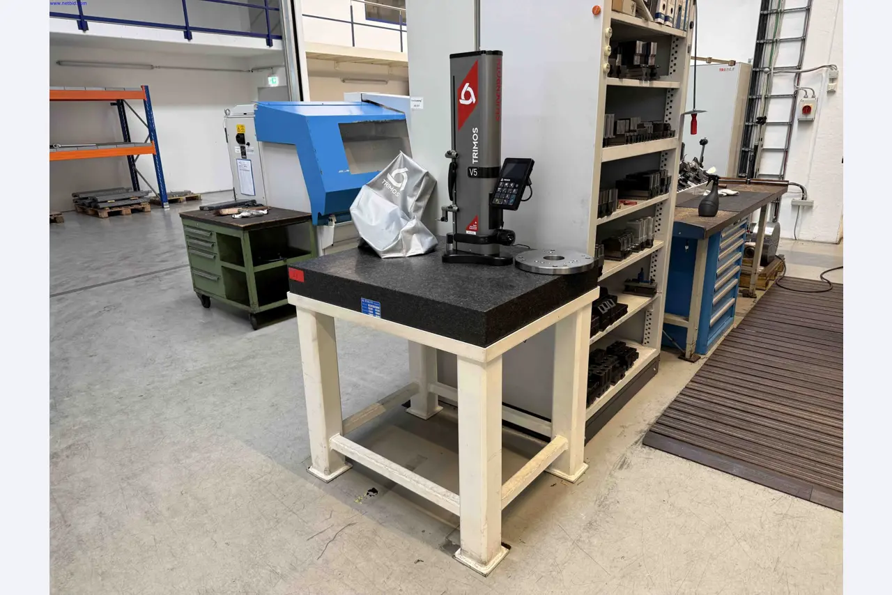 Machines for the production of precise metal components using CNC turning and CNC milling-1