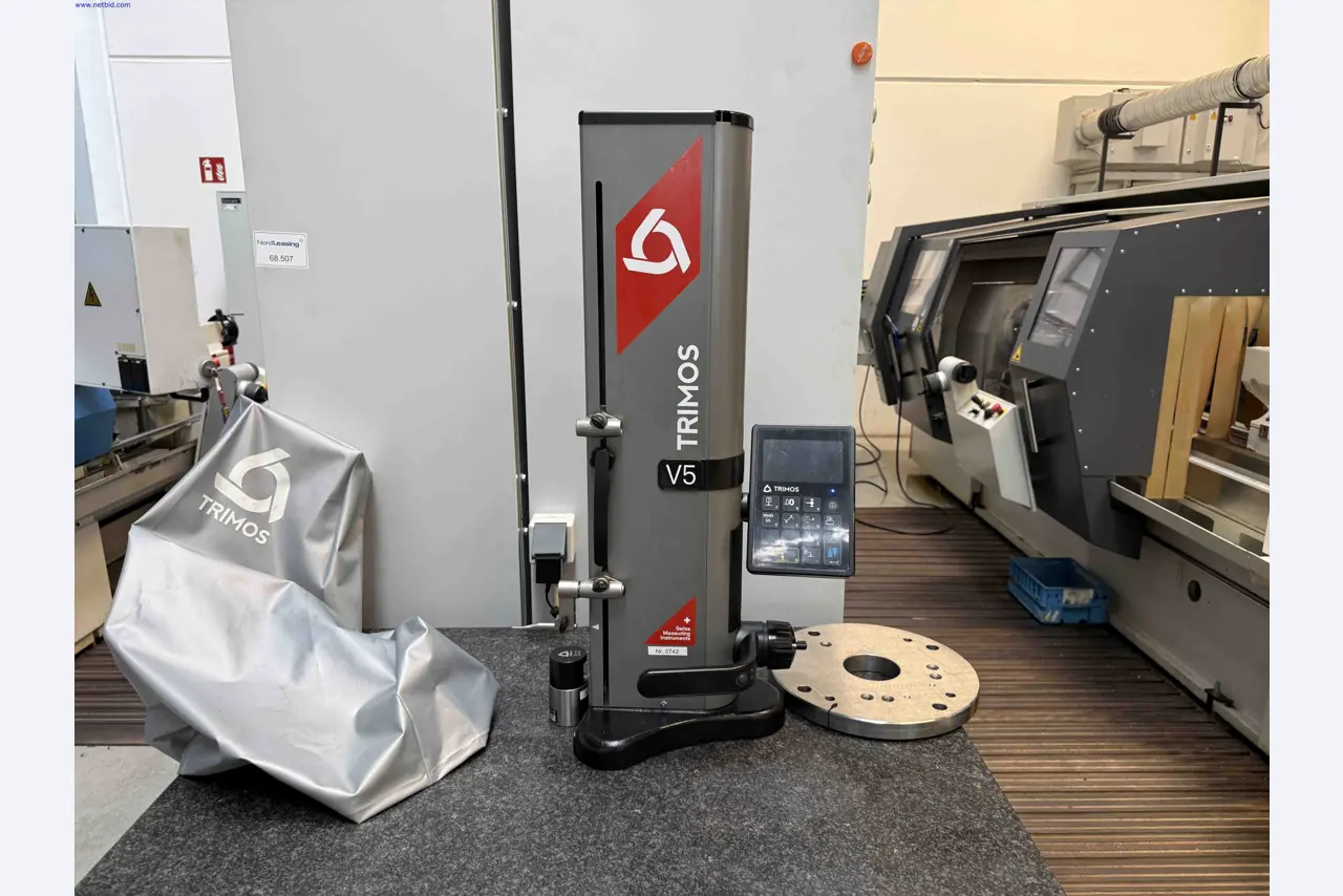 Machines for the production of precise metal components using CNC turning and CNC milling-2