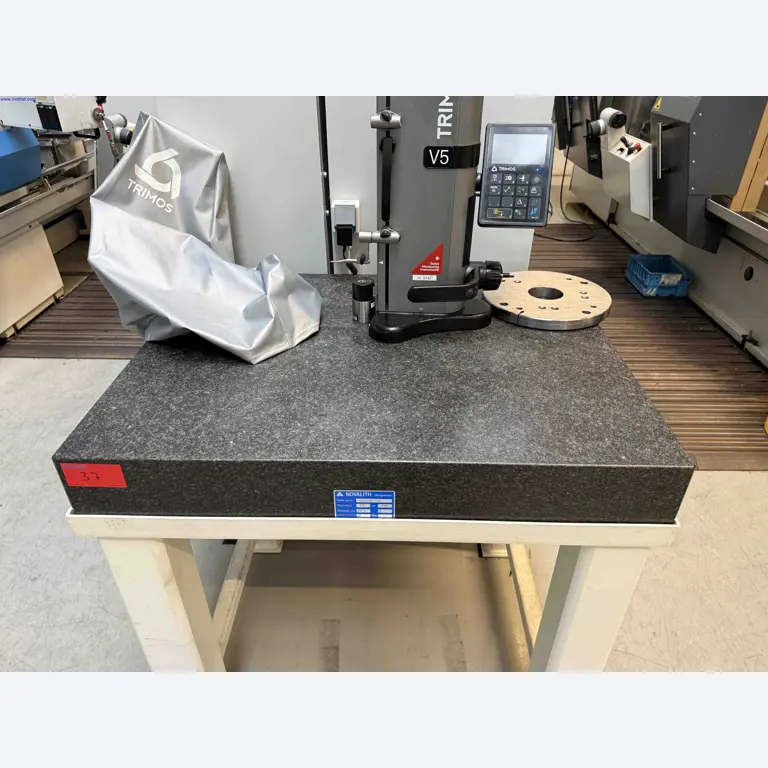 Machines for the production of precise metal components using CNC turning and CNC milling-3