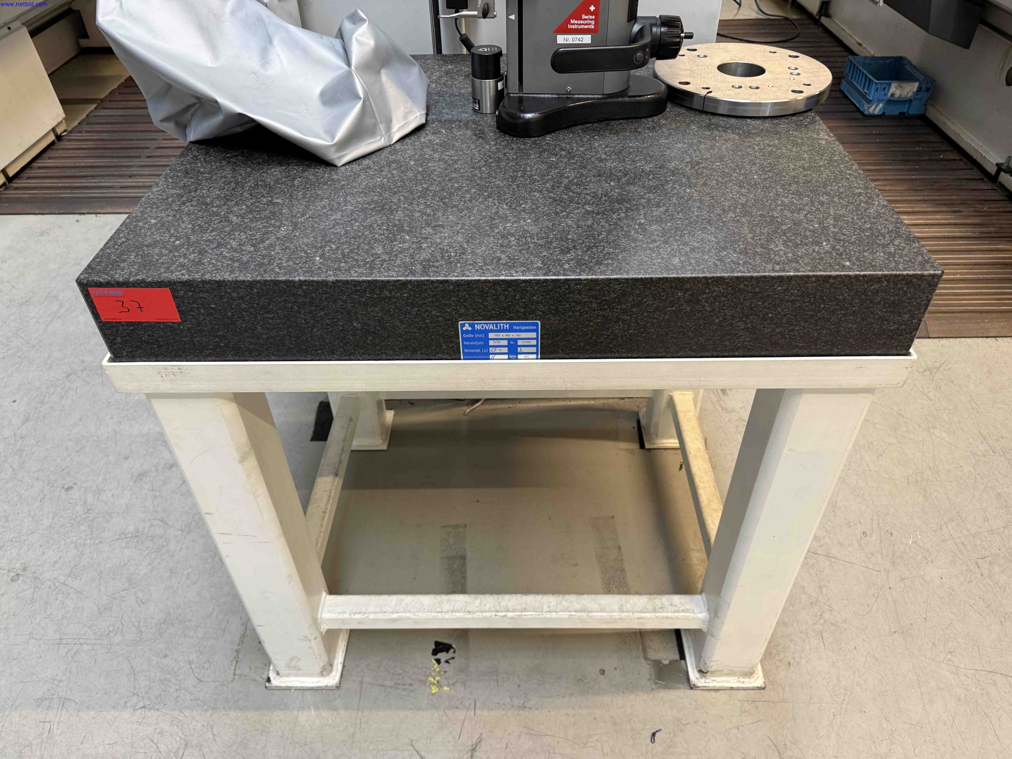 Machines for the production of precise metal components using CNC turning and CNC milling-4