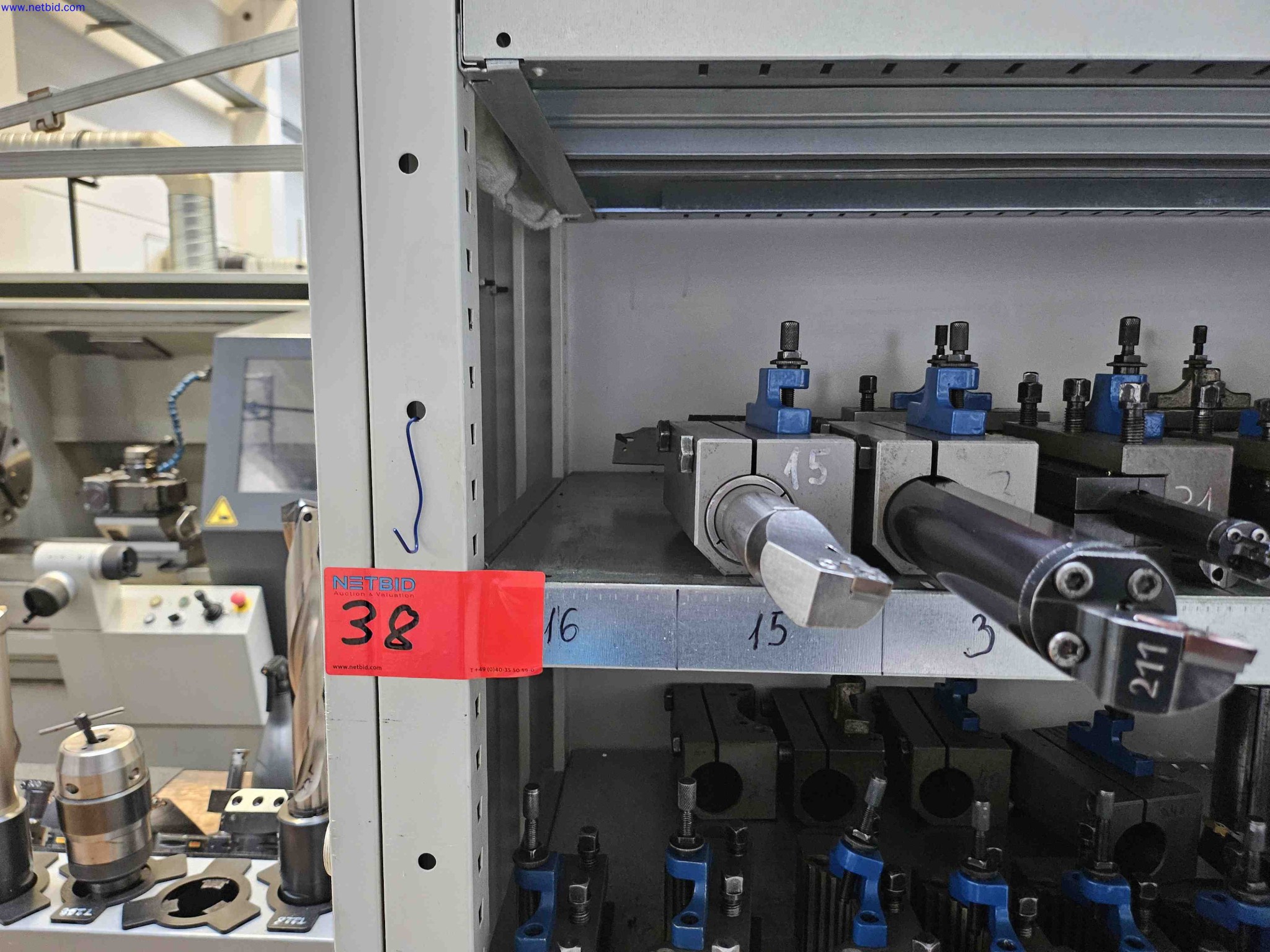 Machines for the production of precise metal components using CNC turning and CNC milling-3