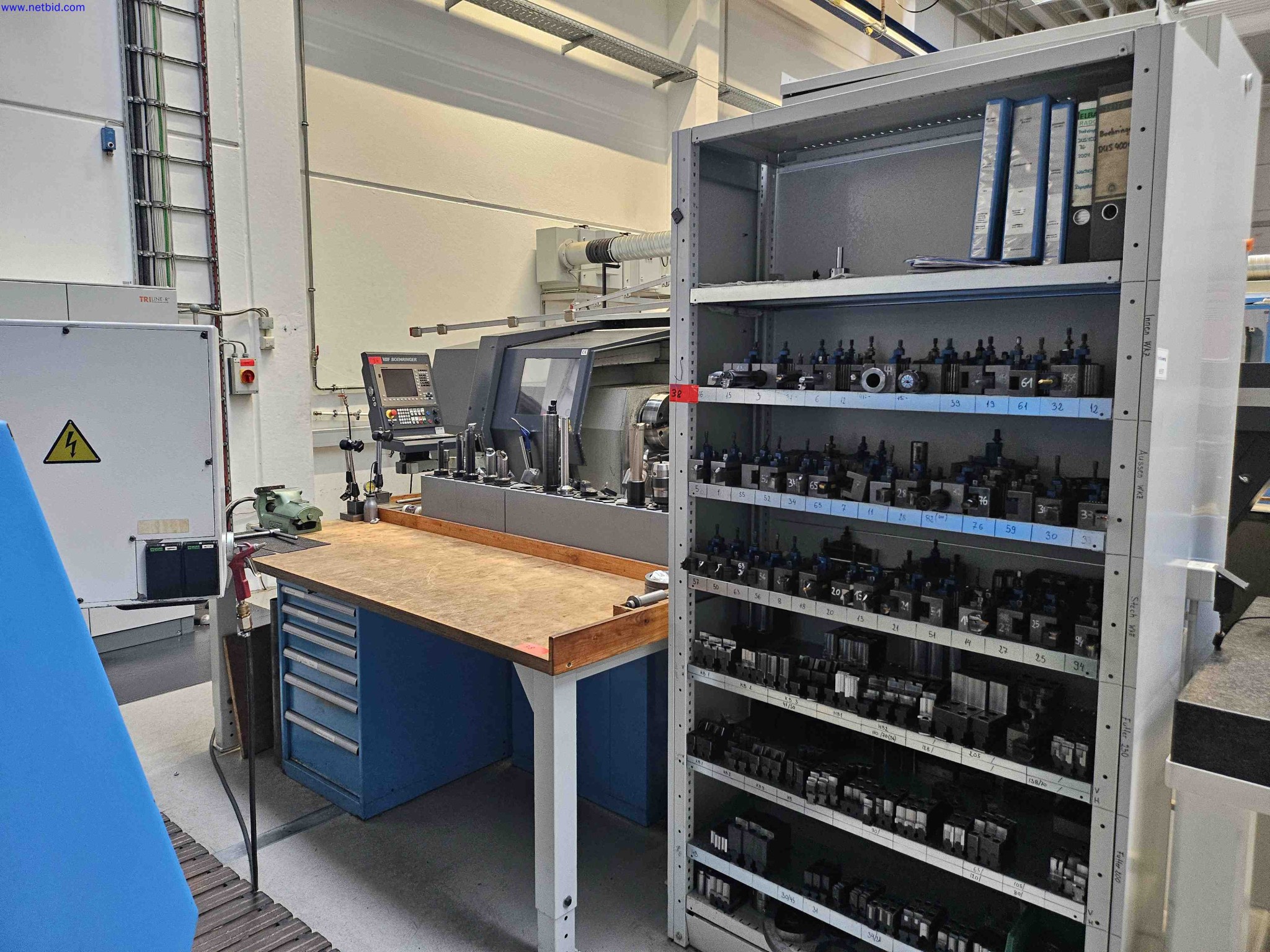 Machines for the production of precise metal components using CNC turning and CNC milling-4