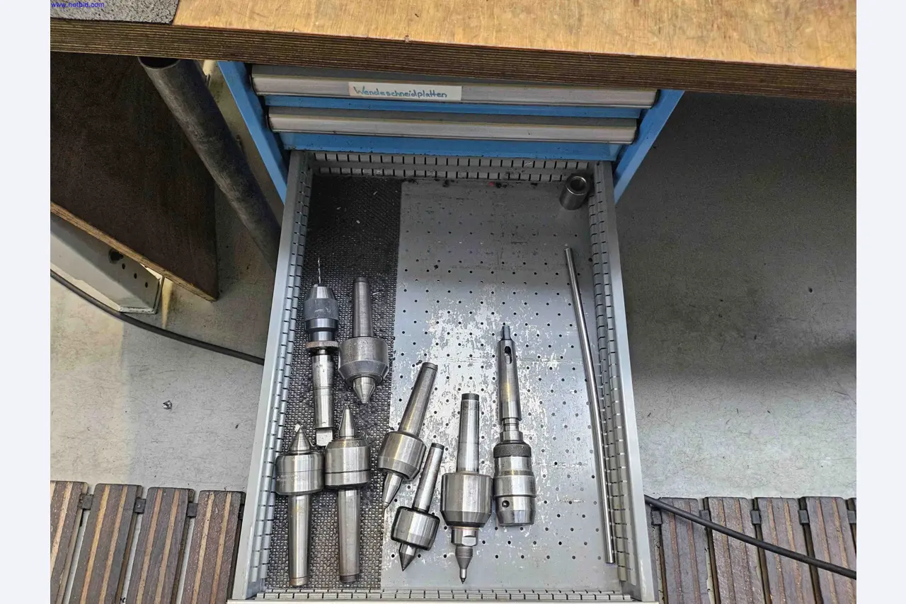 Machines for the production of precise metal components using CNC turning and CNC milling-9