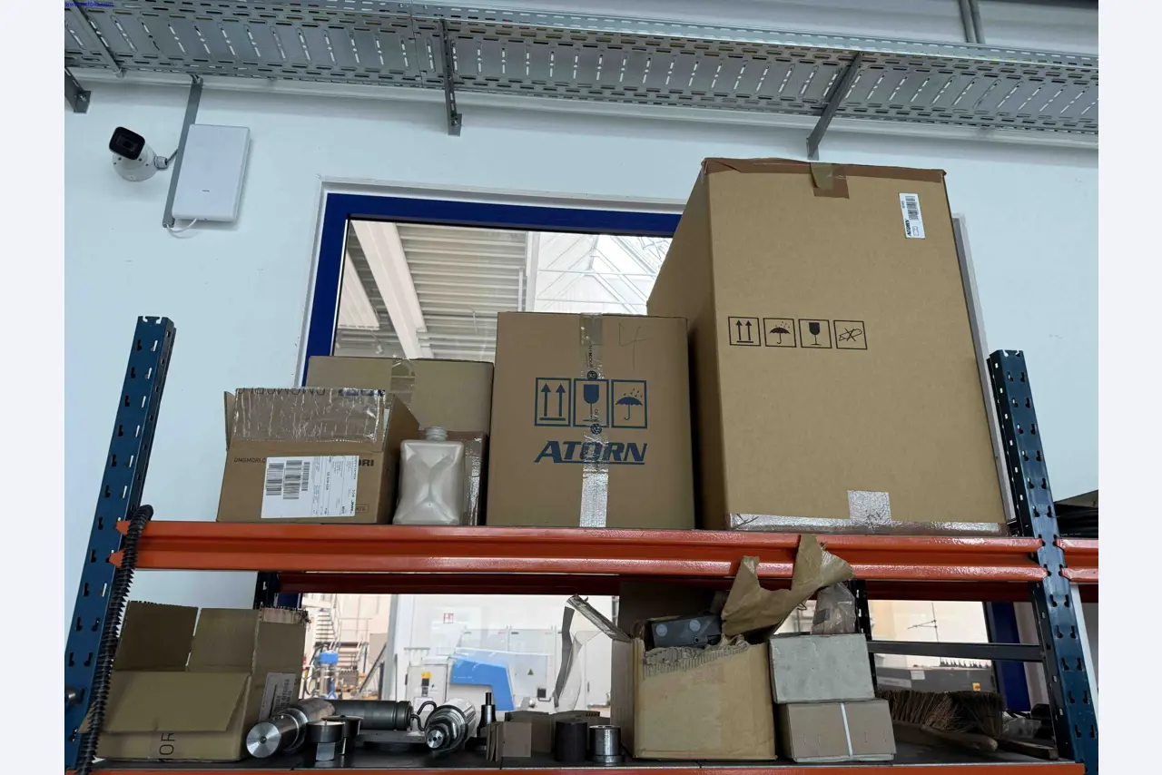 Machines for the production of precise metal components using CNC turning and CNC milling-2