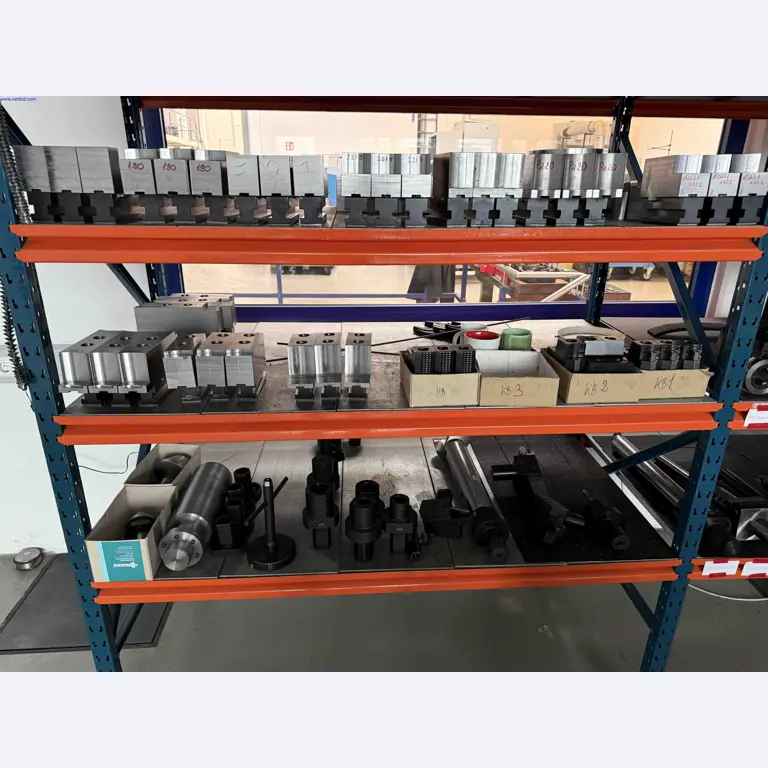 Machines for the production of precise metal components using CNC turning and CNC milling-4