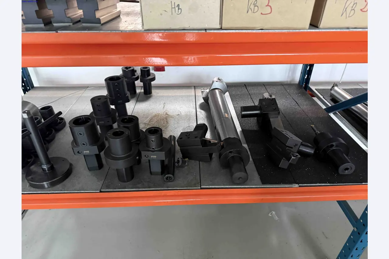 Machines for the production of precise metal components using CNC turning and CNC milling-5