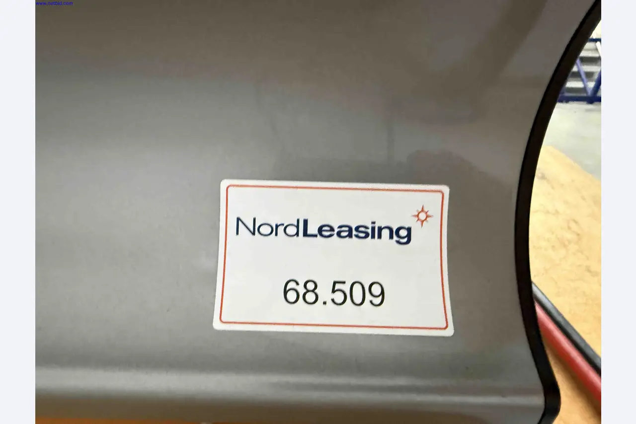 Machines for the production of precise metal components using CNC turning and CNC milling-4