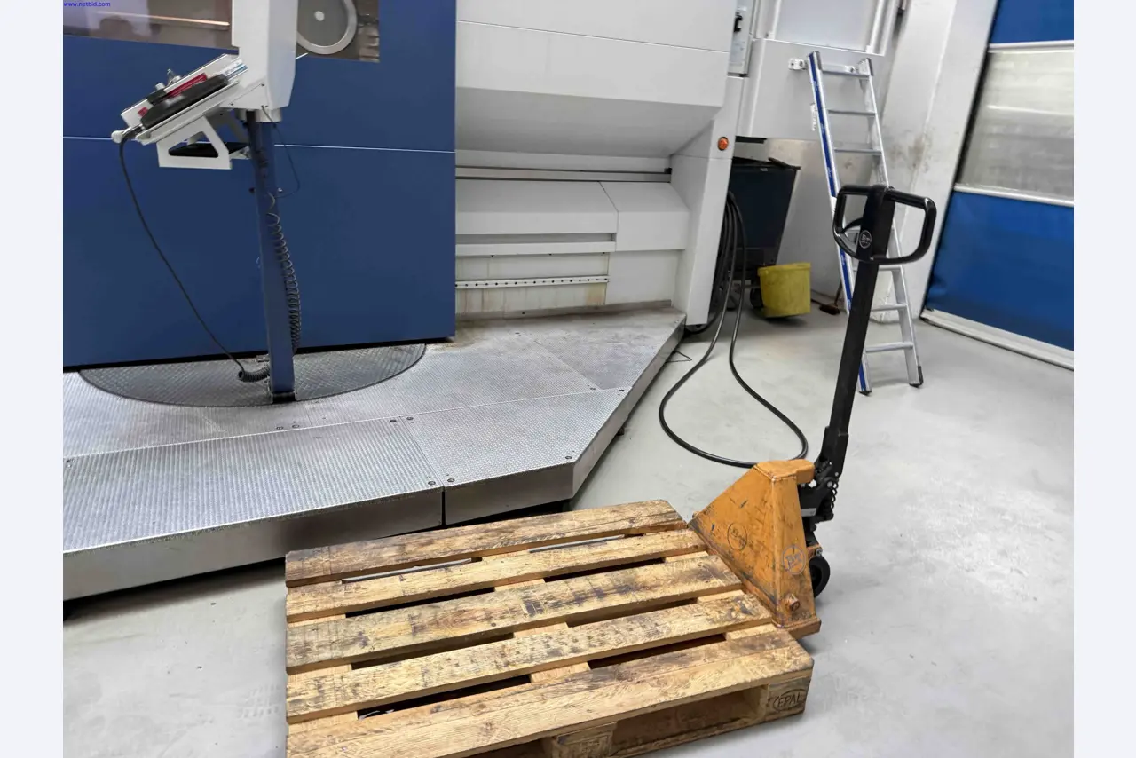 Machines for the production of precise metal components using CNC turning and CNC milling-1