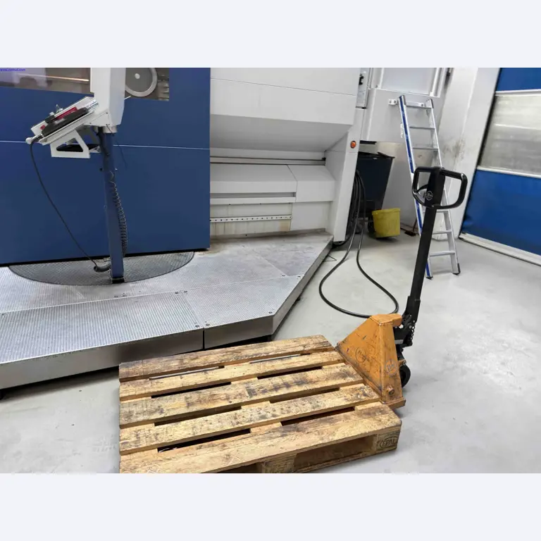 Machines for the production of precise metal components using CNC turning and CNC milling-1