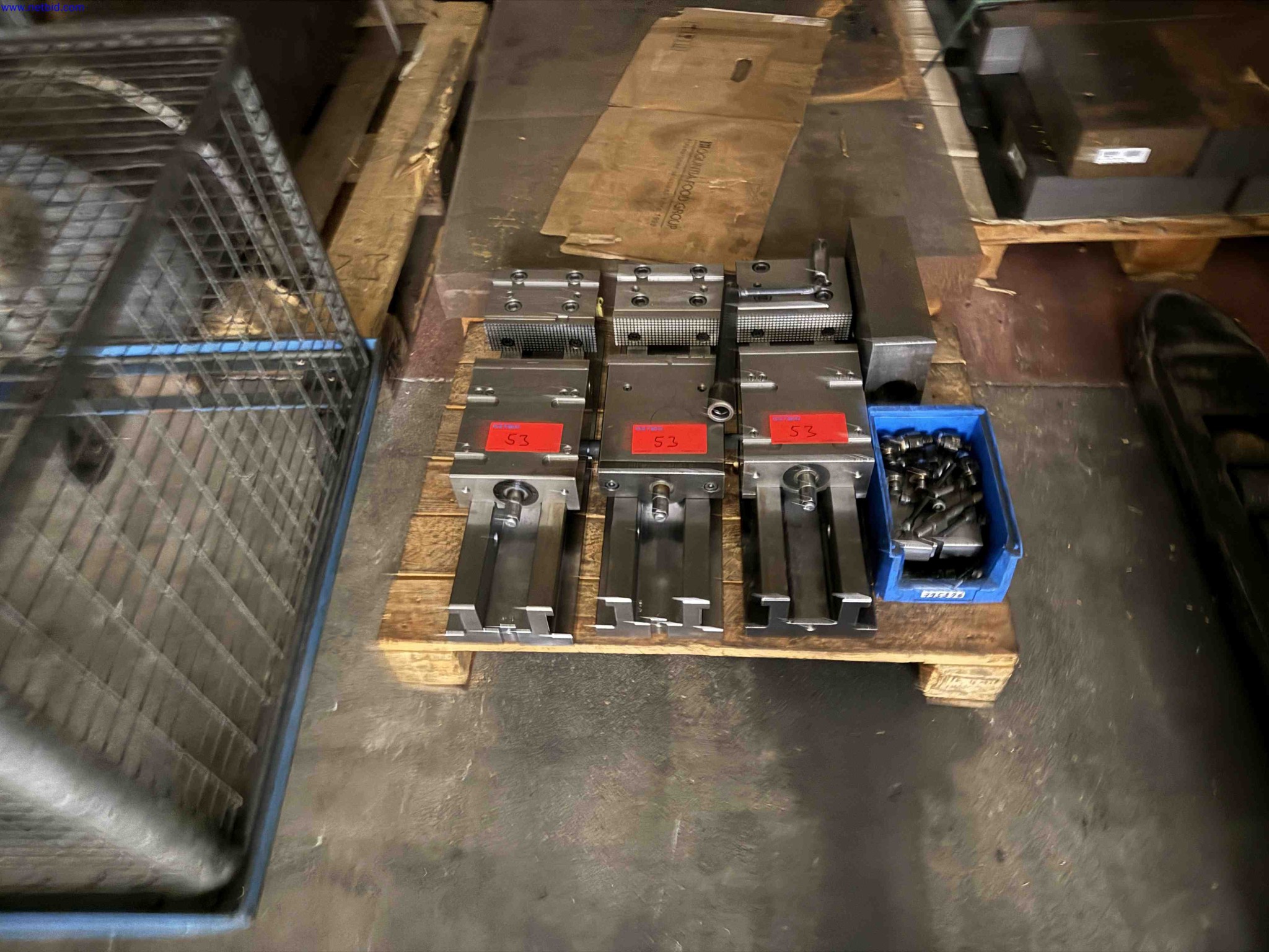 Machines for the production of precise metal components using CNC turning and CNC milling-1