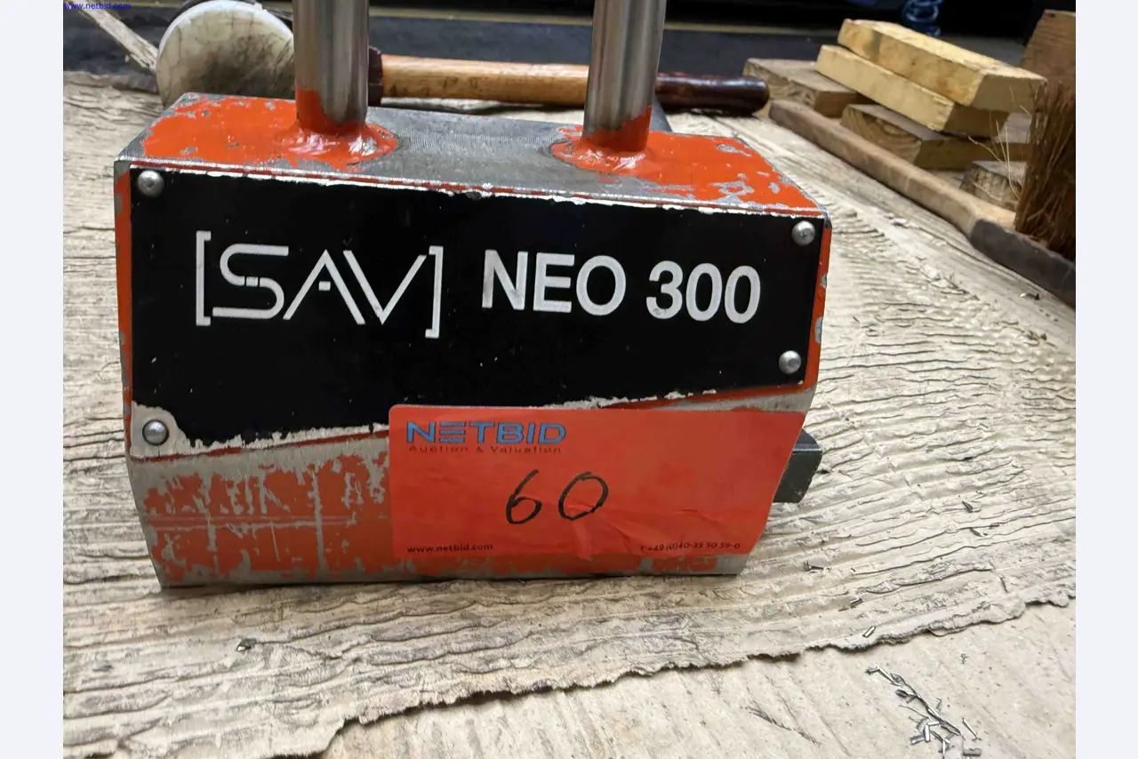 Machines for the production of precise metal components using CNC turning and CNC milling-1