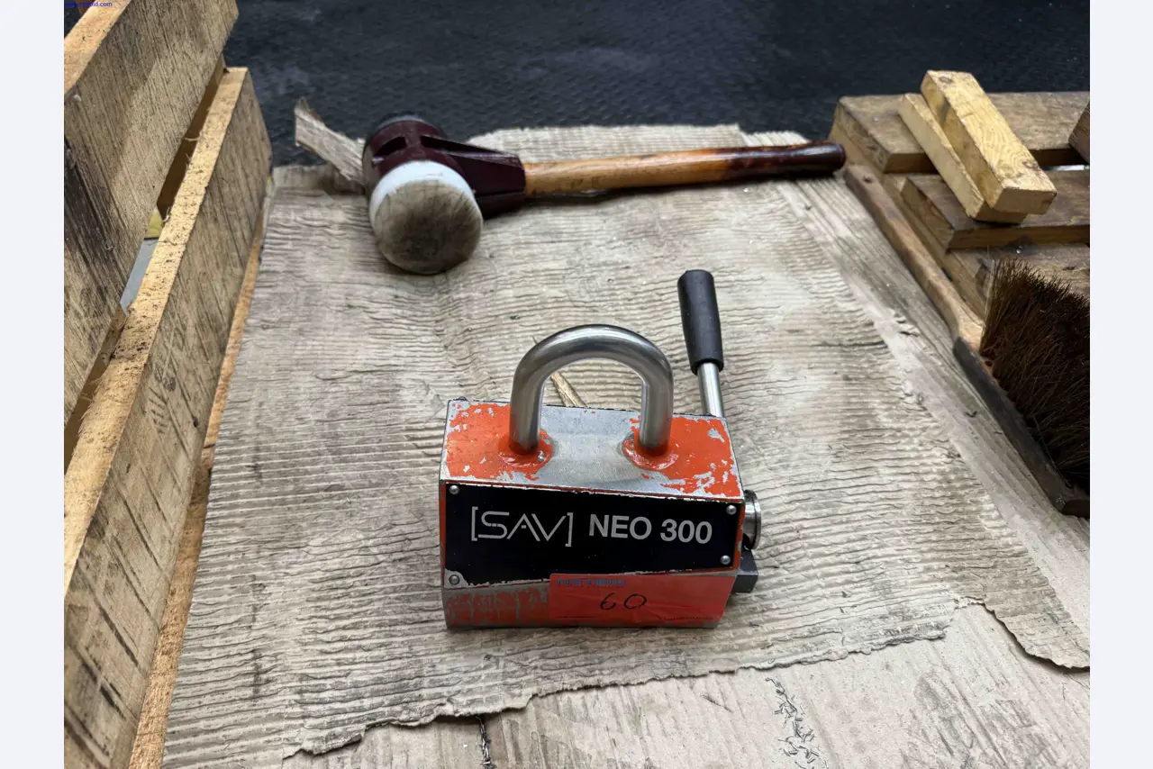 Machines for the production of precise metal components using CNC turning and CNC milling-2