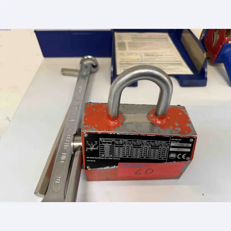 Machines for the production of precise metal components using CNC turning and CNC milling-3