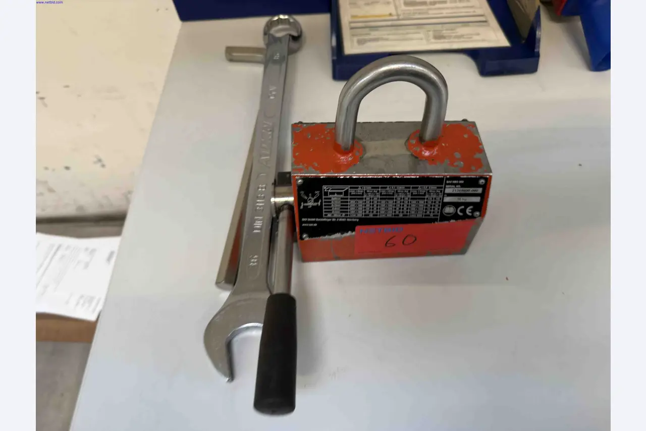 Machines for the production of precise metal components using CNC turning and CNC milling-4