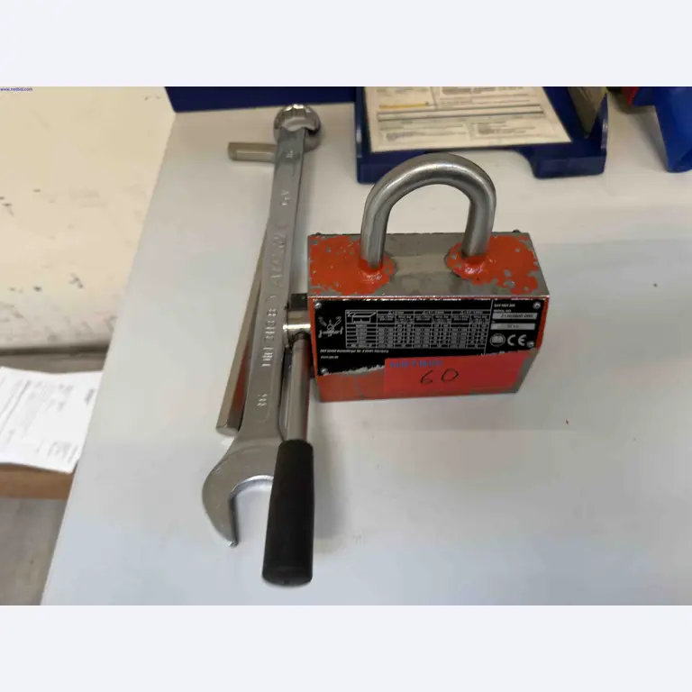 Machines for the production of precise metal components using CNC turning and CNC milling-4