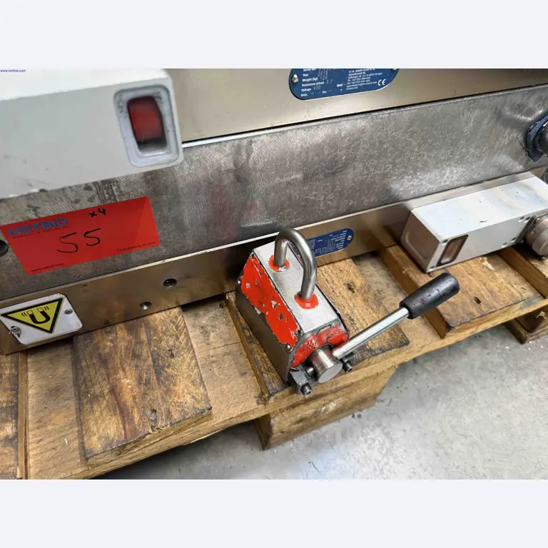 Machines for the production of precise metal components using CNC turning and CNC milling-7