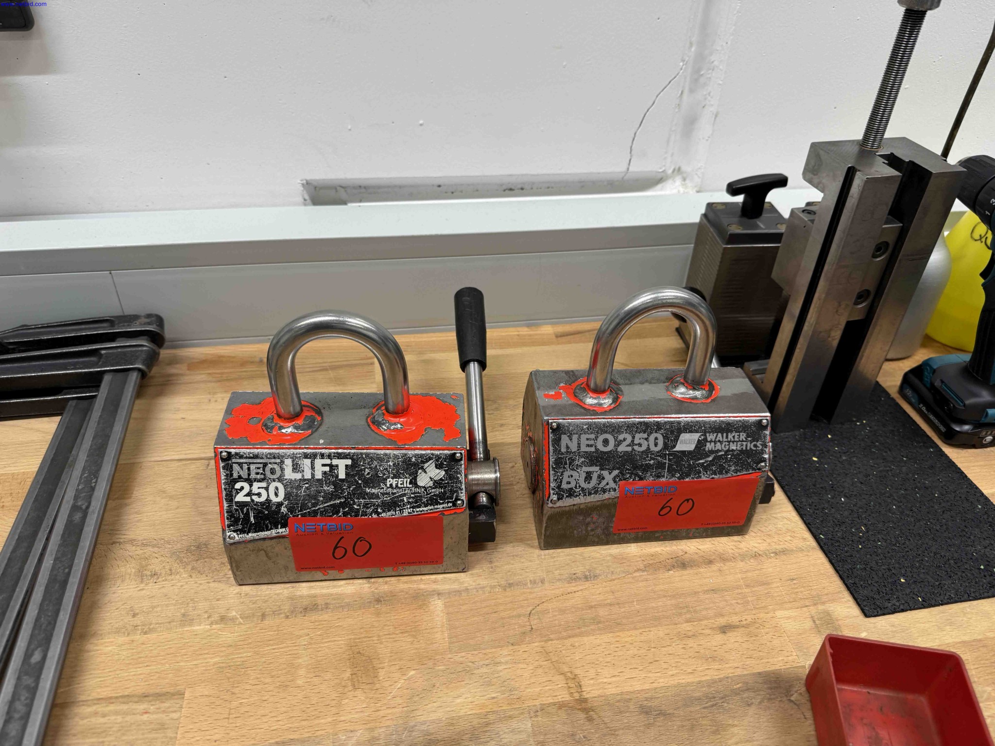 Machines for the production of precise metal components using CNC turning and CNC milling-9